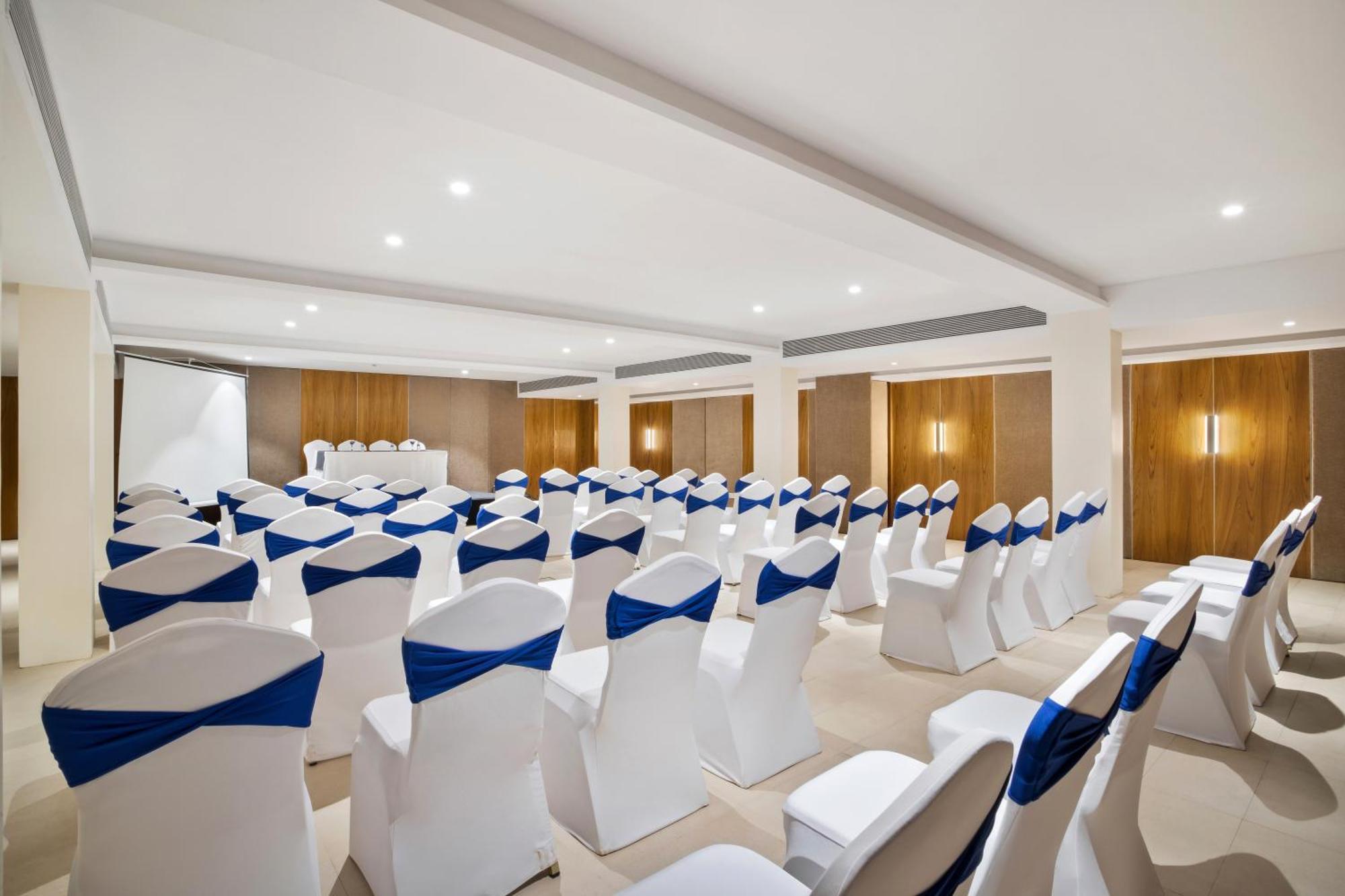 De Mandarin Hotel Goa Кандолим Экстерьер фото